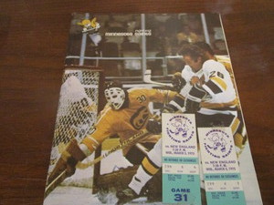 lot 178 image: MN Fighting Saints Tickets & Program