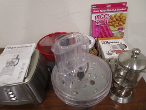 lot 180 image: Kitchenwares