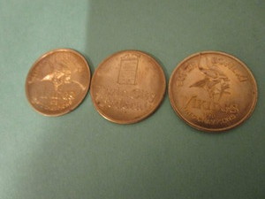 lot 192 image: Tokens 1976 Mn Vikings