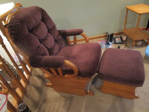 lot 212 image: Platform Rocker & Ottoman