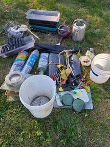 lot 18 image: Gardening Supplies