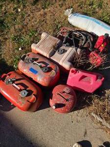 lot 22 image: Gas Cans & Boat Gas Cans
