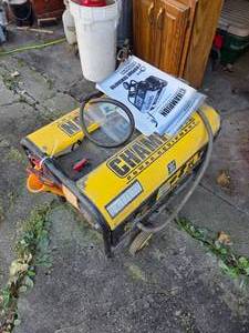 lot 32 image: Champion Propane Generator 2200Watt