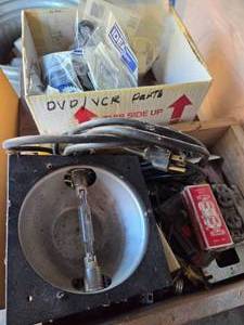 lot 39 image: Electrical Parts