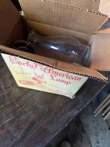 lot 50 image: Vintage Early American Oil Lamp (UNUSED)