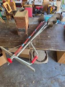 lot 74 image: Ice Fishing Equipment