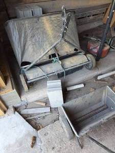 lot 104 image: 48 Lawn Sweeper