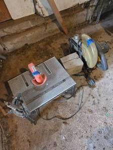 lot 143 image: Ryobi 10 Miter Saw & Craftsman Router