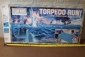 lot 21 image: Torpedo Run Submarine Attack Floor Wars Board Game by Milton Bradley