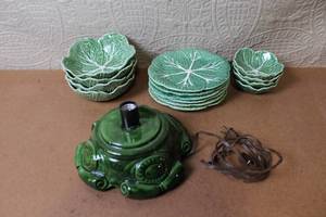 lot 29 image: Bordallo Pinheiro Portugal Cabbage Leaf Majolica Plates and Bowls with Lamp Base