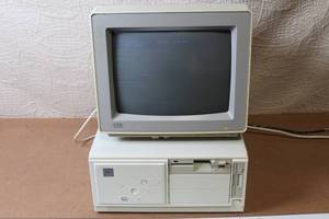 lot 37 image: CTX 14 Inch Color Monitor and Vintage PC Express 386 PC System
