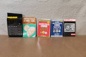lot 153 image: Coin Counter and Collectibles Reference Book Lot with Stamp Collecting Guide