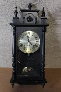 lot A-174 image: Antique Regulator Wall Clock with Pendulum and Key