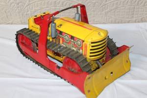 lot A-220 image: Vintage Tin Litho Caterpillar Diesel Bulldozer Toy