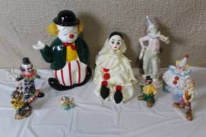 lot 241 image: Collection of 8 Clown Figurines and Porcelain Doll