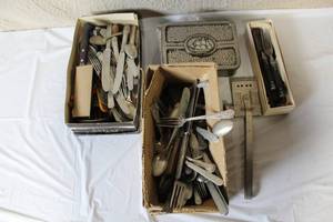 lot 253 image: Vintage Mixed Flatware Lot - Spoons, Forks, Knives, Various Patterns