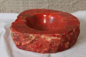 lot 262 image: Rustic Red Jasper Ashtray or Decorative Bowl