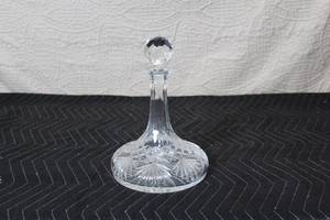 lot 281 image: Cut Crystal Glass Decanter with Stopper