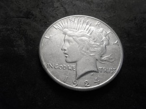 lot 39 image: 1924 S Peace Silver Dollar