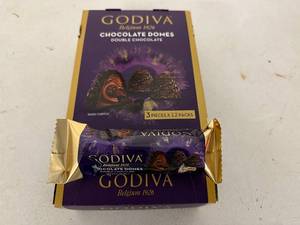 lot 286 image: SSS. 12x Godiva Chocolate Domes Double Chocolate
