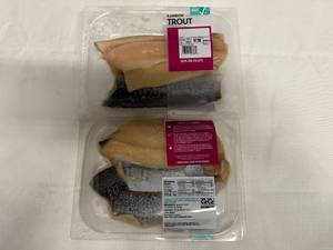 lot 194 image: 2x .80lbs avg. Rainbow Trout