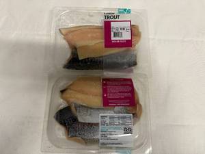 lot 197 image: 2x .80lbs avg. Rainbow Trout