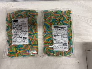 lot 267 image: 2Pkgs Sour Rainbow Belts