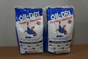lot 46 image: 2 8 Pound Bags Oil-Dri Premium Absorbent