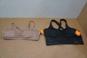lot 55 image: 2 Handful Sports Bras - XL