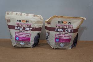 lot 101 image: Boss DogCat Freeze Dried Dog Treats - Turkey