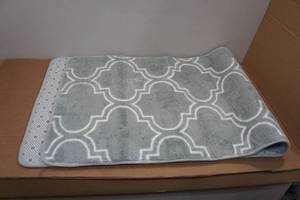 lot 156 image: Gray and White Runner Rug