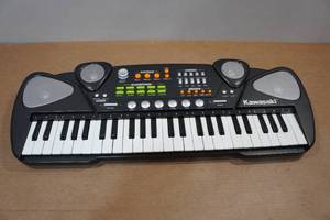 lot 196 image: Kawasaki Electric Keyboard