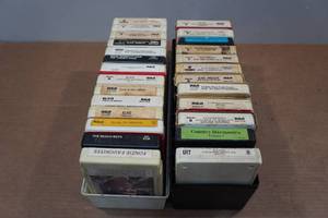lot 212 image: Assorted 8 Tracks - Many Elvis