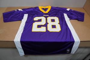 lot 224 image: Vikings Adrian Peterson Jersey - XL