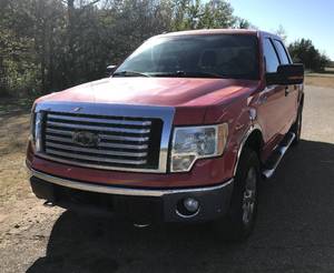 lot 2 image: 2011 Ford F150 4X4