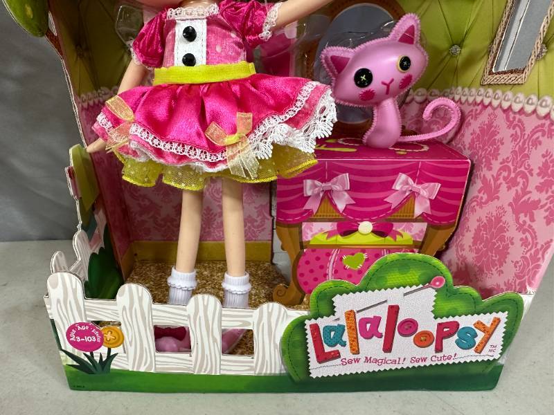 lalaloopsy pink dress Amazon.com: Lalaloopsy Littles Doll Fashion Pack