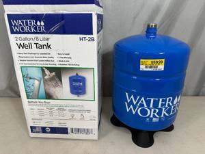 lot 16 image: New Water Worker 2 Gallon Well Tank