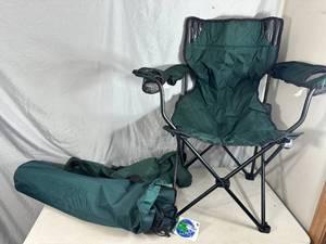 lot 75 image: 2 Bag  Camping Chairs with Bags