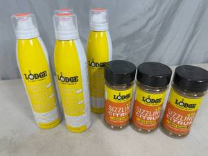 lot 101 image: Lodge Seasoning Blends and Cast Iron Seasoning Spray