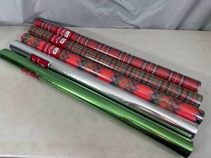 lot 114 image: 5 New Rolls of Gift Wrapping Paper