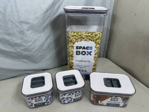 lot 155 image: 4 New Airtight Food Storage Containers