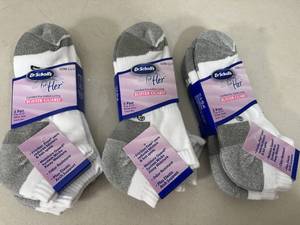 lot 244 image: 9 New Pair of Dr Scholls For Her Blister Guard Socks