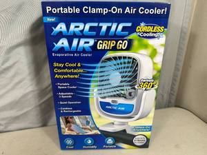 lot 251 image: New Arctic Air Grip Go Cordless Evaporative Air Cooler