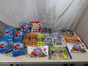 lot 269 image: Assorted Candy, Airheads, Chupas, Bottle Pops, Tootsie Rolls, Blow Pops, and More
