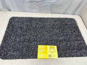 lot 122 image: New Clean Machine Astro Turf Door Mat