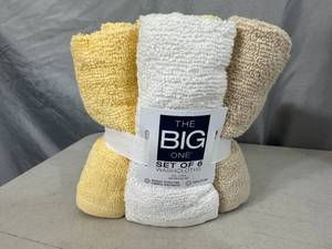 lot 132 image: 6 New Big One Wash Cloths