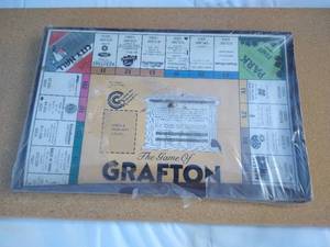 lot 6 image: Vintage The Game of Grafton - Brand New