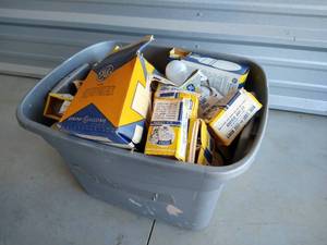 lot 20 image: Tote Of Light Bulbs - Some Vintage & Some Specialty Bulbs
