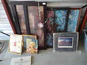 lot 24 image: Large Art Lot - Multiple Pieces