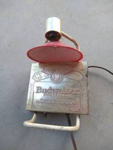 lot 39 image: Vintage Budweiser Lamp